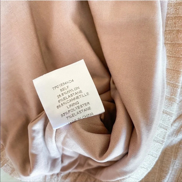 Meshki ILIANA Shimmer Rib Ribbed Long Sleeve Crop Top Nude Silver High Neck XS - Picture 8 of 11